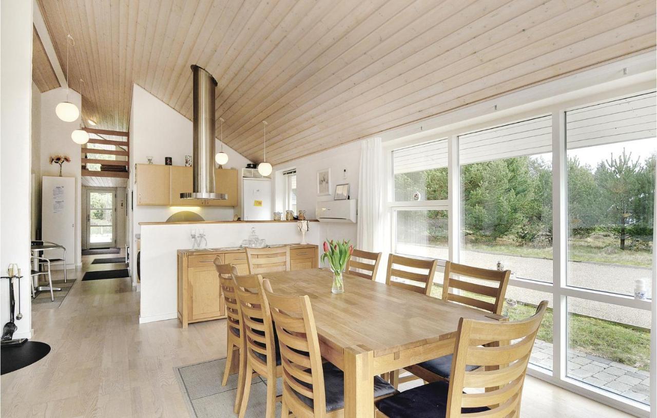 7 Bedroom Stunning Home In Herning Kolkaer Экстерьер фото